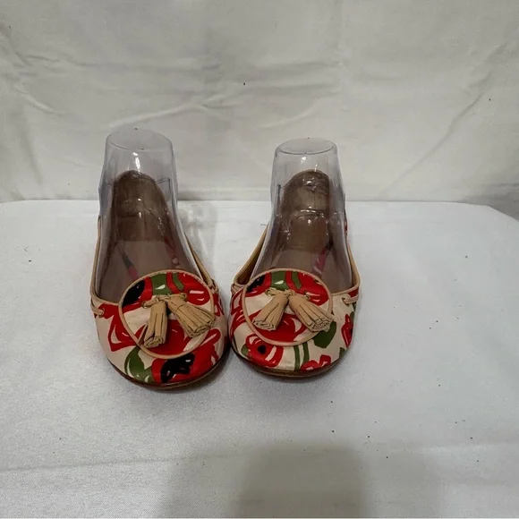 Coach women's flats with a floral print and tassel detail. Size 6.5 - Picture 3 of 6